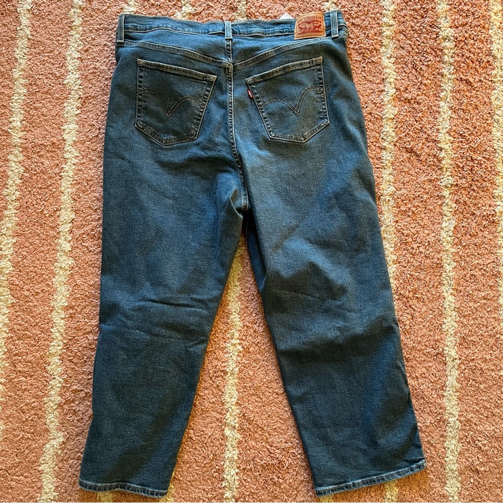 Levi’s Ribcage Straight Ankle Jeans - Picture 7 of 8